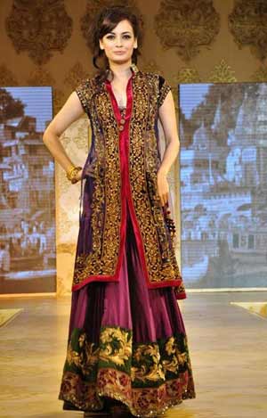 Bollywood Celebrities in Ethnic Wear Grace Shabana Azmi's Charity Show